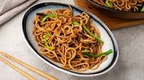 Longevity Noodles: the mouthwatering recipe for easy Chinese Yi Mein Longevity Noodles: the mouthwatering recipe for easy Chinese Yi Mein