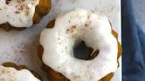 Mini Pumpkin Spice Bundt Cakes Mini Pumpkin Spice Bundt Cakes