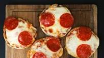 English Muffin Pizza Recipe English Muffin Pizza Recipe