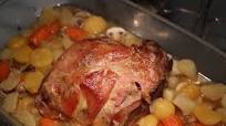 Roast in the bag pork with fondant vegetables. Roast in the bag pork with fondant vegetables.