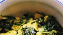 Spicy Kale and Potato Curry (Vegan, Gluten-Free) Spicy Kale and Potato Curry (Vegan, Gluten-Free)