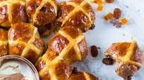 Mini Hot Cross Buns (With Chocolate) Mini Hot Cross Buns (With Chocolate)