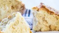 Traditional Irish Soda Bread (Easy No-Knead, No-Yeast Bread) Traditional Irish Soda Bread (Easy No-Knead, No-Yeast Bread)