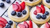 Mini Fruit Pizzas Mini Fruit Pizzas