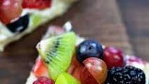 Easy Fruit Pizza Easy Fruit Pizza