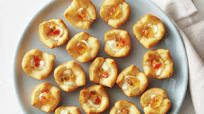 3-Ingredient Pepper Jelly-Cream Cheese Bites 3-Ingredient Pepper Jelly-Cream Cheese Bites