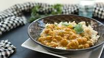 Creamy Chickpea Tomato Curry (Chana Masala) Creamy Chickpea Tomato Curry (Chana Masala)