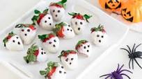 Halloween Ghost Strawberries Halloween Ghost Strawberries