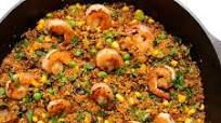 A SHRIMP AND QUINOA PAELLA A SHRIMP AND QUINOA PAELLA