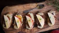 Rave Apple and Gruyère Bruschetta Rave Apple and Gruyère Bruschetta