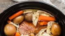 Slow Cooker Guinness Corned Beef and Cabbage Slow Cooker Guinness Corned Beef and Cabbage