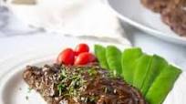 Elk Steak au Poivre Elk Steak au Poivre