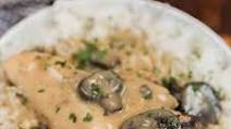 Crock pot smothered chicken with gravy Crock pot smothered chicken with gravy