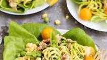 Lemon Pepper Salmon and Zucchini Noodle Salad Cups Lemon Pepper Salmon and Zucchini Noodle Salad Cups
