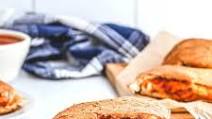 Quick and Easy Pepperoni Calzone Quick and Easy Pepperoni Calzone