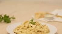 Garlic Fettuccine Alfredo Garlic Fettuccine Alfredo