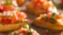 Basil & Tomato Bruschetta Basil & Tomato Bruschetta