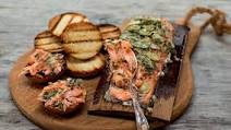 Cedar-wood smoked salmon from the Big Green Egg Cedar-wood smoked salmon from the Big Green Egg