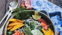 Smoked Salmon Spinach Salad with Lemon Dijon Vinaigrette Smoked Salmon Spinach Salad with Lemon Dijon Vinaigrette
