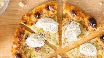 Cacio e Pepe Pizza Cacio e Pepe Pizza
