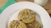 Low-Fat Chocolate Chip Cookies Low-Fat Chocolate Chip Cookies