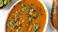Keto Slow Cooker Chicken Saag Keto Slow Cooker Chicken Saag