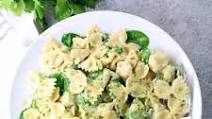 Creamy Instant Pot Chicken Florentine Pasta Creamy Instant Pot Chicken Florentine Pasta