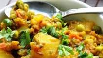 Aloo Matar | Potatoes and Green Peas (vegan, gluten-free, healthy) Aloo Matar | Potatoes and Green Peas (vegan, gluten-free, healthy)
