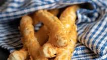 Cheese Breadsticks Cheese Breadsticks