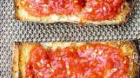 Pan Con Tomate (Spanish Tomato Bread) Pan Con Tomate (Spanish Tomato Bread)