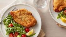Chicken Schnitzel with Arugula and Tomato Salad (Cooking for 2) Chicken Schnitzel with Arugula and Tomato Salad (Cooking for 2)