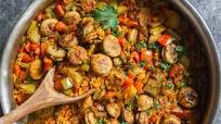 One Pot Chicken Sausage and Rice Skillet One Pot Chicken Sausage and Rice Skillet