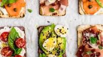 Almuerzo o cena ligera con crackers Almuerzo o cena ligera con crackers