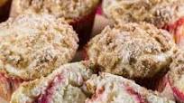 Streusel Topped Rhubarb Muffins Streusel Topped Rhubarb Muffins
