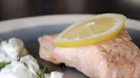 POACHED SALMON FILLETS WITH CUCUMBER RAITA SAUCE POACHED SALMON FILLETS WITH CUCUMBER RAITA SAUCE