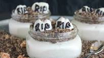 Mini Graveyard Dirt Cakes Mini Graveyard Dirt Cakes