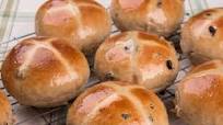 Hot Cross Bun Biscuits Hot Cross Bun Biscuits