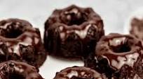 Mini Chocolate Bundt Cakes Mini Chocolate Bundt Cakes