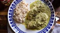 Pollo en Mole Verde Pollo en Mole Verde