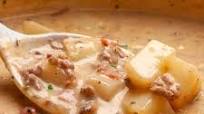 BEST Creamy Hamburger Potato Soup with Bacon BEST Creamy Hamburger Potato Soup with Bacon