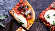 10 Minute Margherita Naan Pizza 10 Minute Margherita Naan Pizza