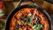 Pizza Puttanesca Pizza Puttanesca