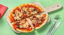 Two Cheese and Spiced Beef Pizza with Onion and Pepper Two Cheese and Spiced Beef Pizza with Onion and Pepper