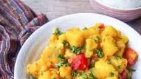 Aloo Gobi (Indian-Spiced Potatoes and Cauliflower) Aloo Gobi (Indian-Spiced Potatoes and Cauliflower)