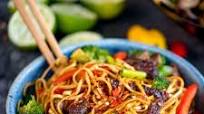Crispy Chilli Beef Noodles Crispy Chilli Beef Noodles