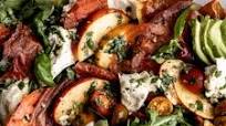 Peach and Tomato Mozzarella Salad with Crispy Prosciutto Peach and Tomato Mozzarella Salad with Crispy Prosciutto