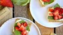 Strawberry Mascarpone Triscuit Bruschetta Strawberry Mascarpone Triscuit Bruschetta