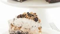Chocolate Chip Cookie Oreo Brownie Ice Cream Cake (Slutty Brownie Ice Cream Cake) Chocolate Chip Cookie Oreo Brownie Ice Cream Cake (Slutty Brownie Ice Cream Cake)