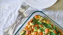 21 Day Fix Breakfast Casserole with Sweet Potato, Spinach, Tomato & Egg 21 Day Fix Breakfast Casserole with Sweet Potato, Spinach, Tomato & Egg