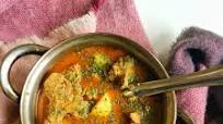 Aloo Gosht - Pakistani Meat and Potato Curry Aloo Gosht - Pakistani Meat and Potato Curry